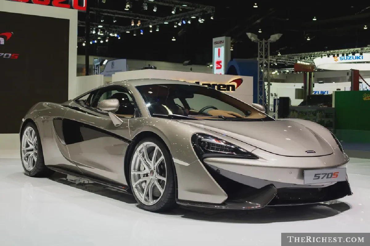 Изображение суперкара McLaren 570S